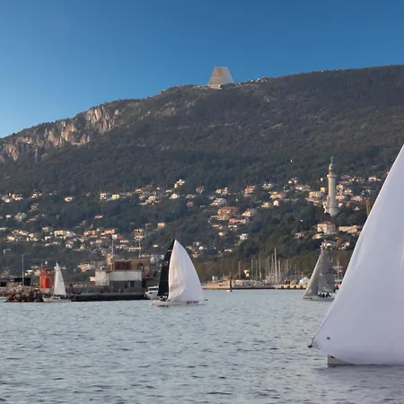 招待所 Living - Professional 的里雅斯特