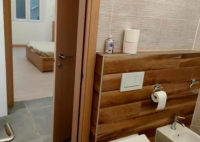 Living - Professional *