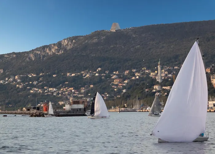 Гостьовий будинок Living - Professional Трієст